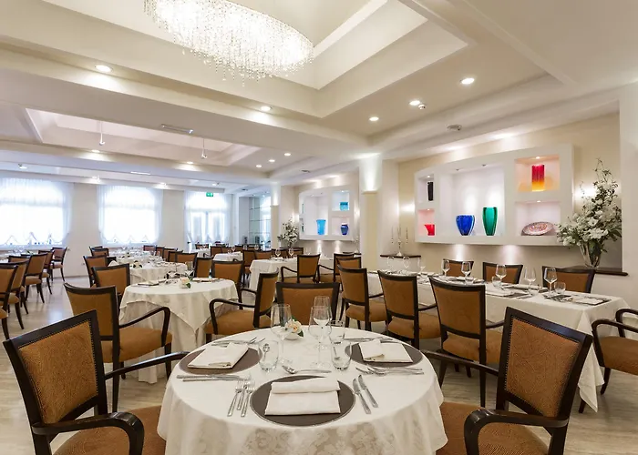 Luna E Aqua Only Adults +12