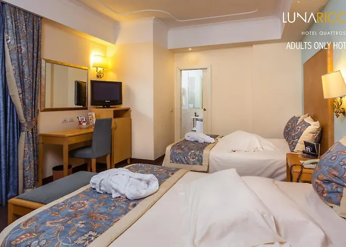 فندق Luna E Aqua Only Adults +12 ريتشيوني