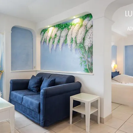 Luna E Aqua Only Adults +12 4*