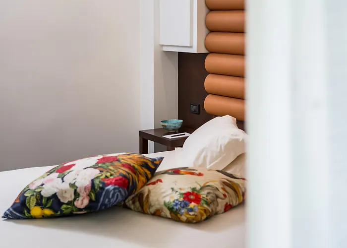 Luna E Aqua Only Adults +12