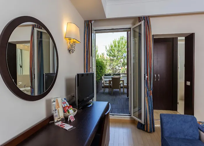 Luna E Aqua Only Adults +12