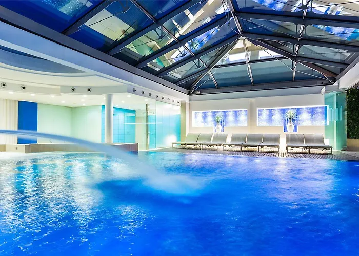 Luna E Aqua Only Adults +12