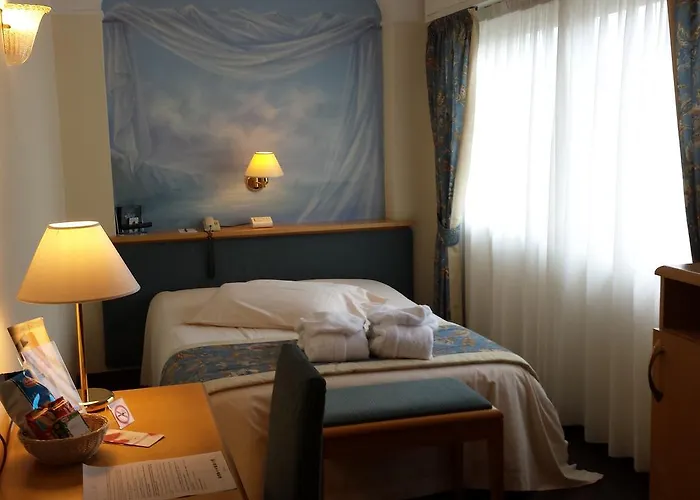 Luna E Aqua Only Adults +12