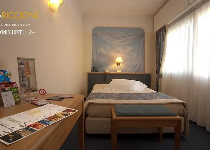 Luna E Aqua Only Adults +12